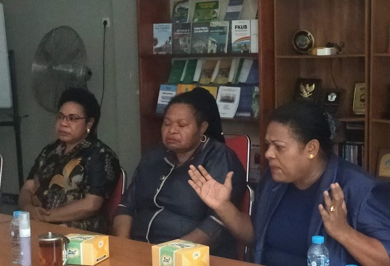 Dari Suara ke Kursi Kekuasaan: Memperkuat Keterwakilan Perempuan di Ranah Politik Desa Papayan